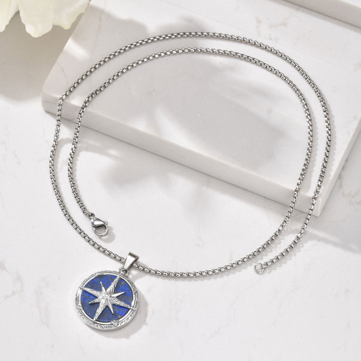 Stainless steel eight-pointed star necklace