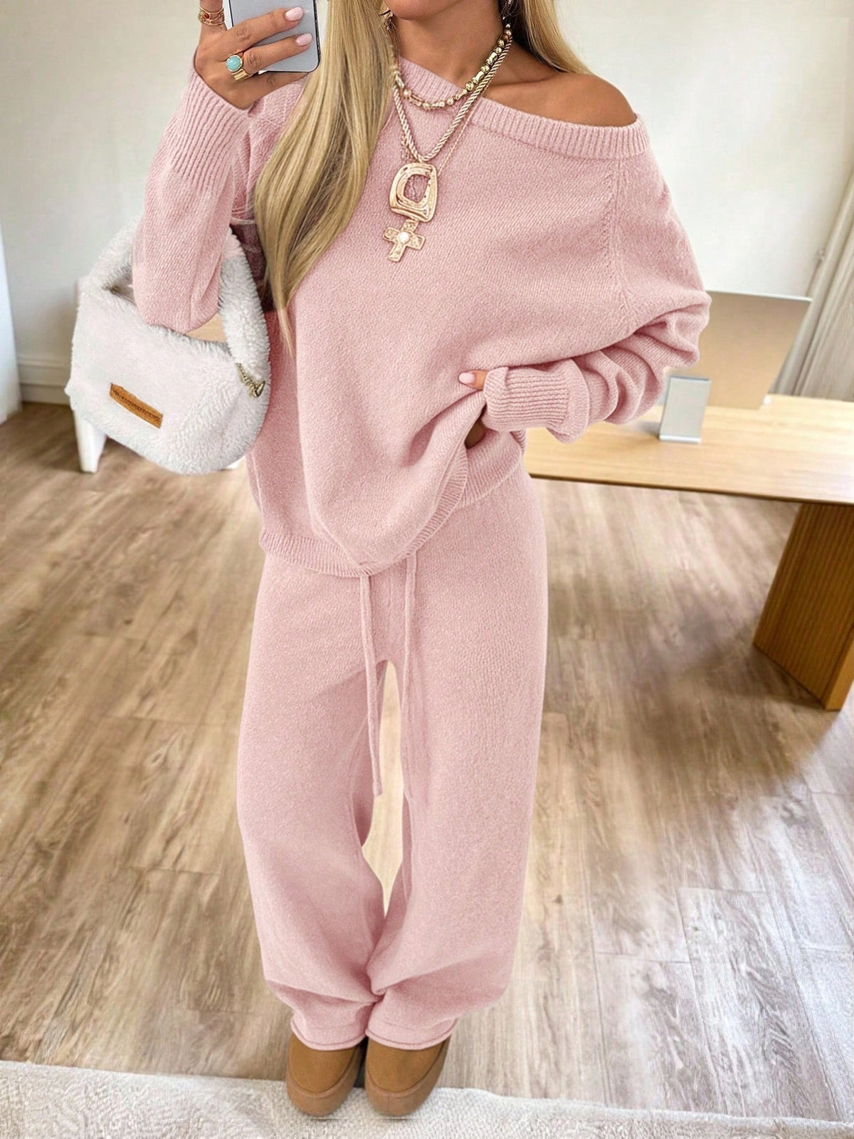 Loose-fitting long-sleeve wide-leg pants