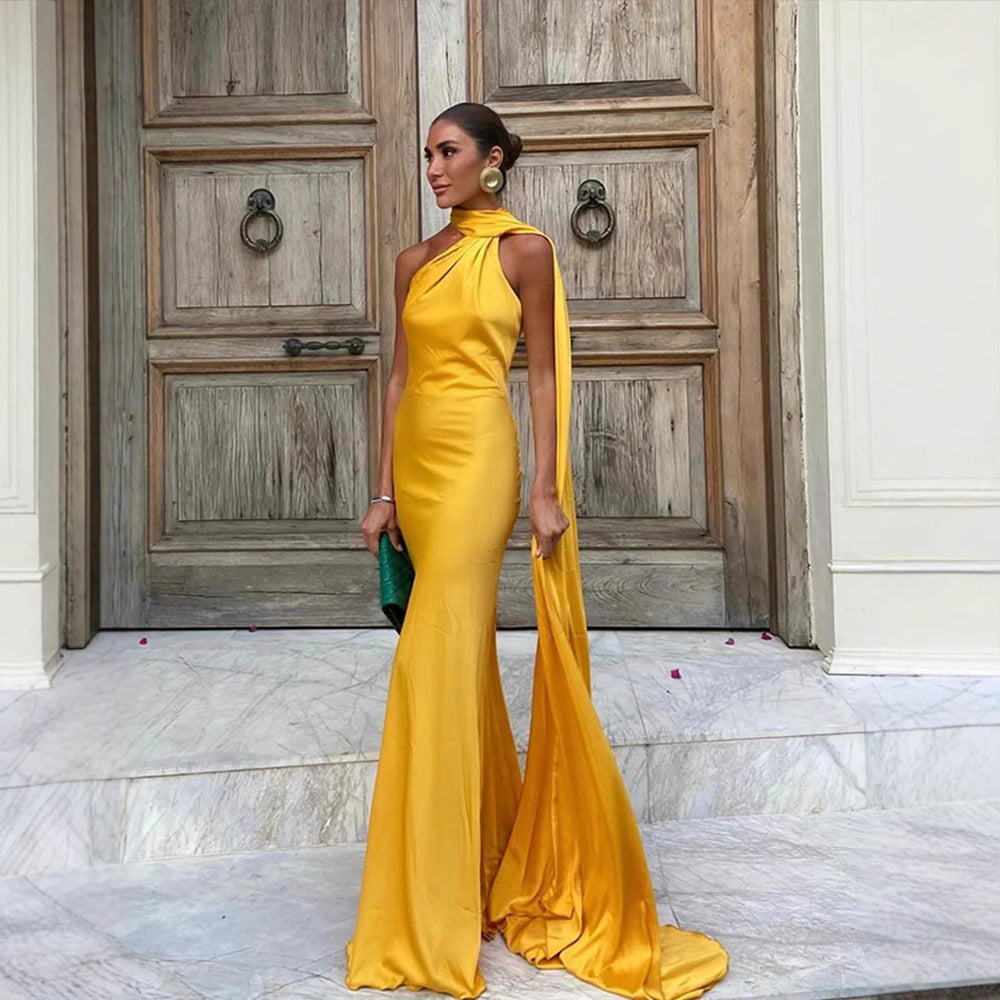 Elegant Halter Backless Slim Long Dress