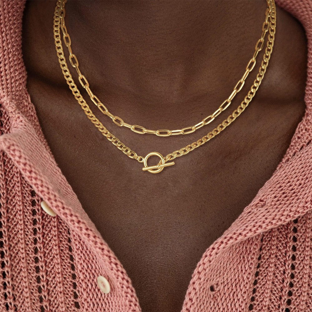 Layered clavicle necklaces