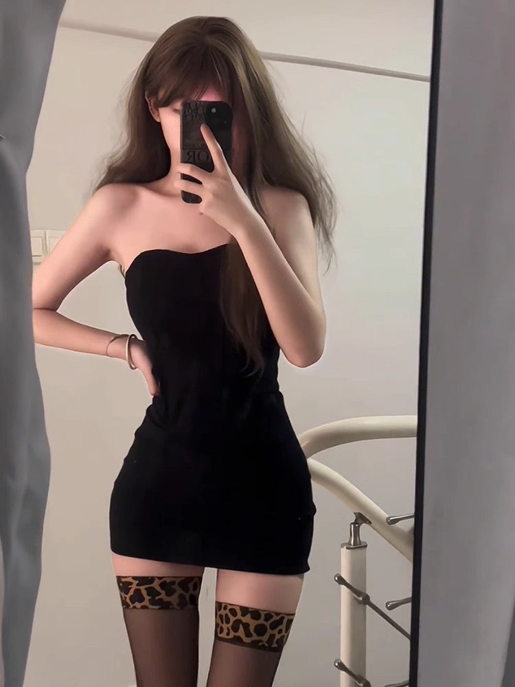 Sexy Fishbone Strapless Bodycon Dress with Built-in Pads teemdrop