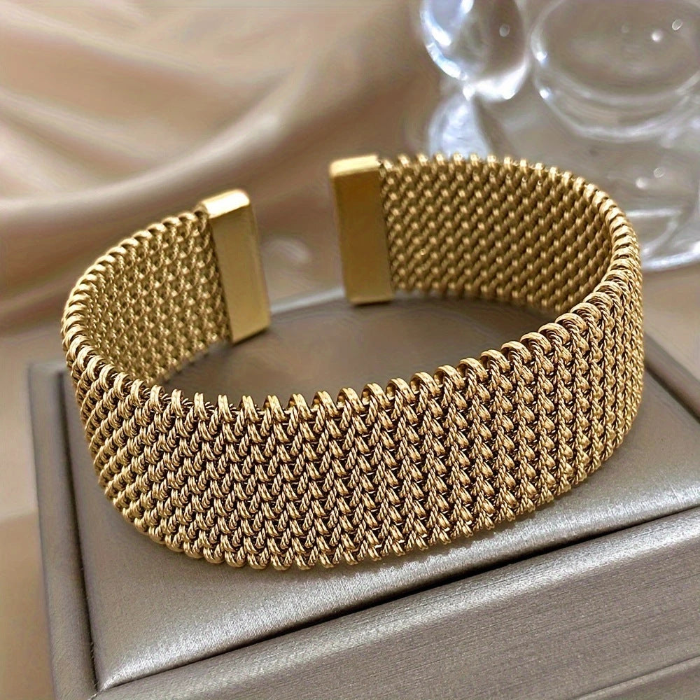 Embossed titanium steel bracelet