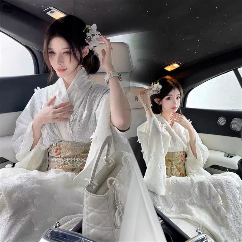 Kimono girl yukata