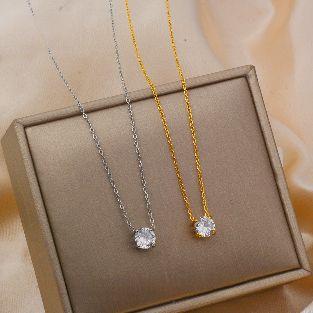 316L Titanium Steel Four-Prong Zircon Pendant Necklace Women's Non-Fading Clavicle Chain Jewelry teemdrop