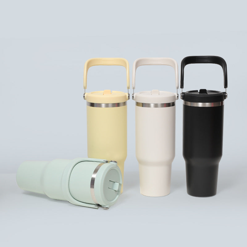 Large-capacity portable insulated cup