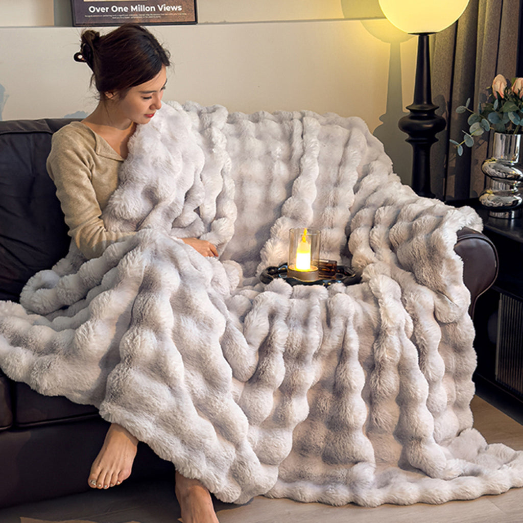 Plush milk velvet blanket teemdrop