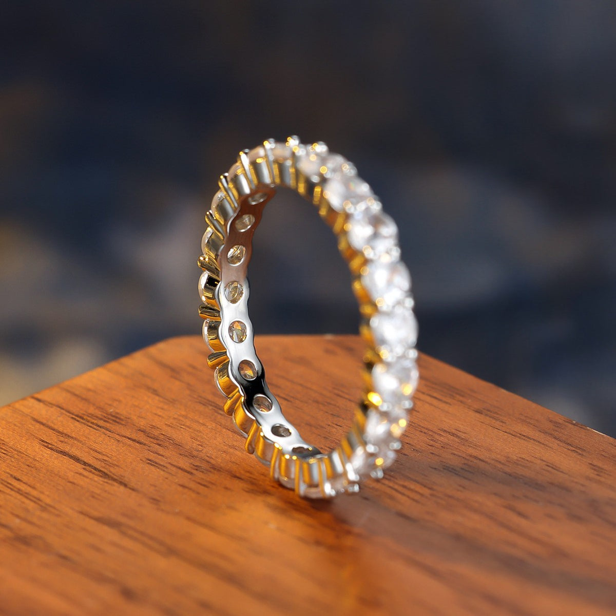 Women's Simple Electroplated Copper Ring with Micro-Inlaid Zircon Geometric Design teemdrop