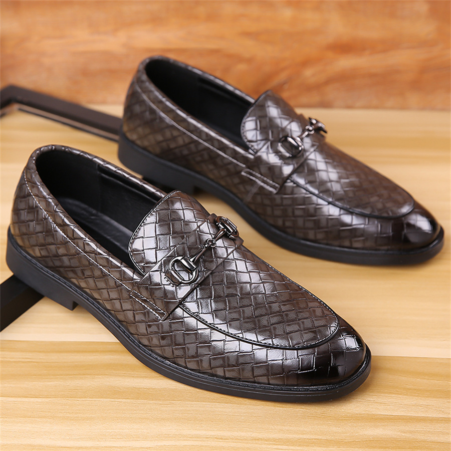 Men's simple, fashionable, lightweight and soft-soled sneakers teemdrop