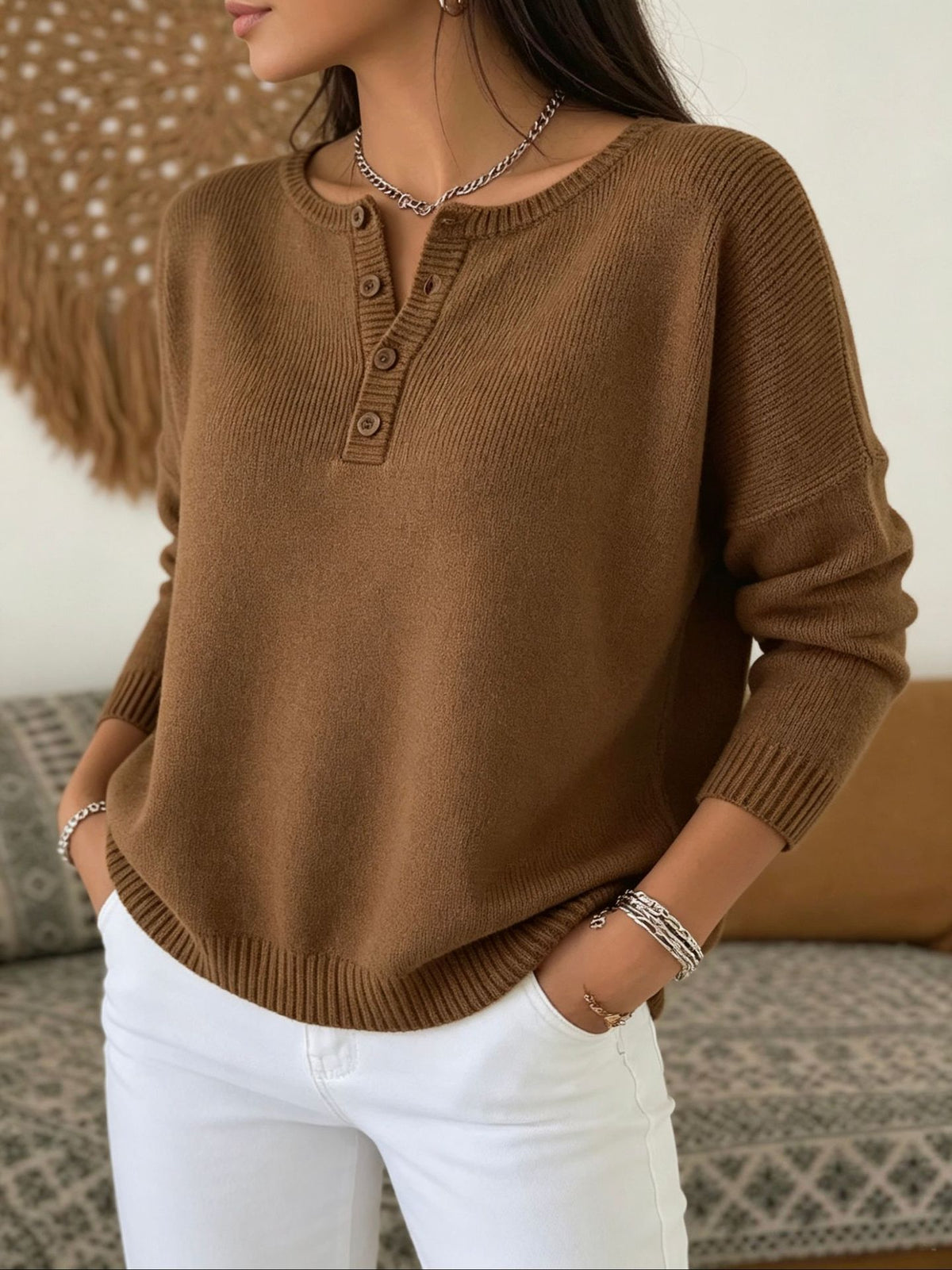 Women's Long Sleeve V-Neck Knit Sweater teemdrop
