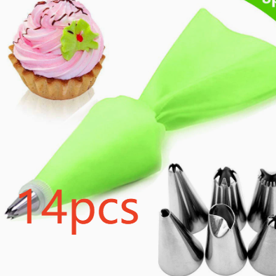 Icing tools for cakes