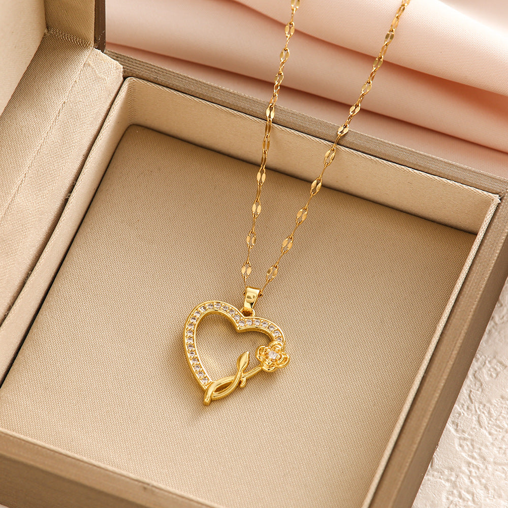Dress-up necklace for versatile women teemdrop