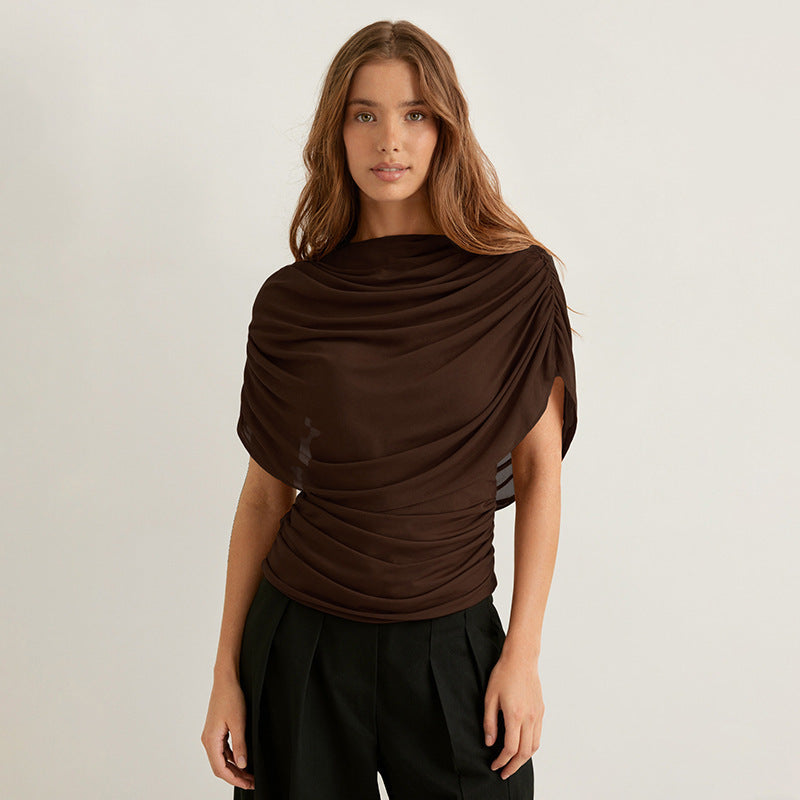 Lady's sleeveless scarf-necked pleated blouse