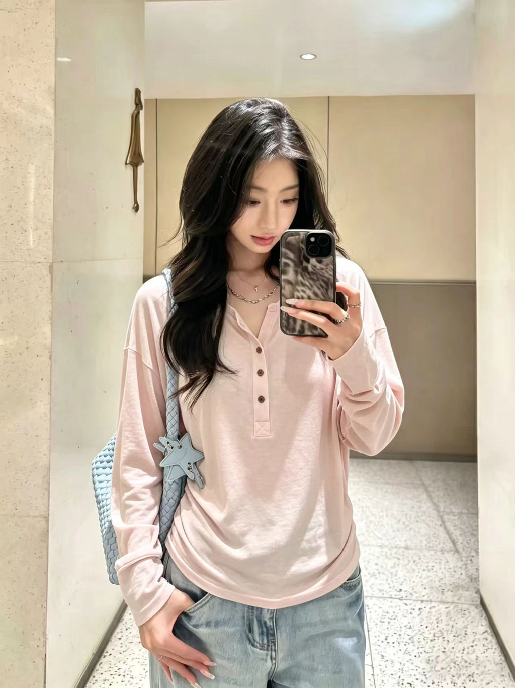 Women's Plus-Size Bat-Sleeve Henley Collar Ruched Slimming Long-Sleeve Top teemdrop