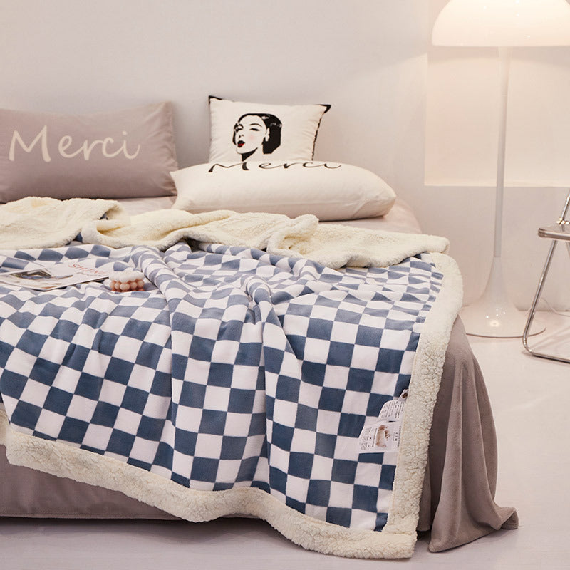 Double-Layer Thickened Polyester Fleece Blanket teemdrop