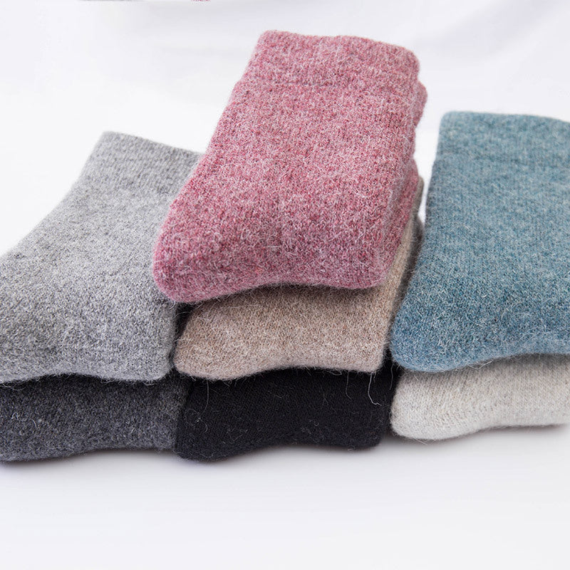 Men's and Women's Wool Blend Warmth-Keeping Winter Socks teemdrop