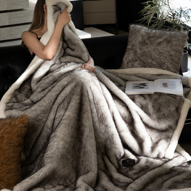 Extra Thick Imitation Fox Fur Raschel Blanket
