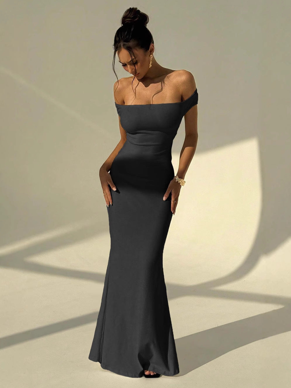 Sleeveless One-Shoulder Backless Slim Fit Long Dress teemdrop