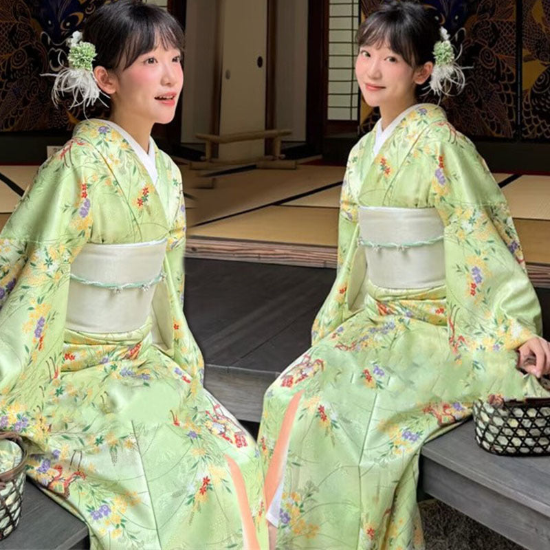 Kimono girl yukata