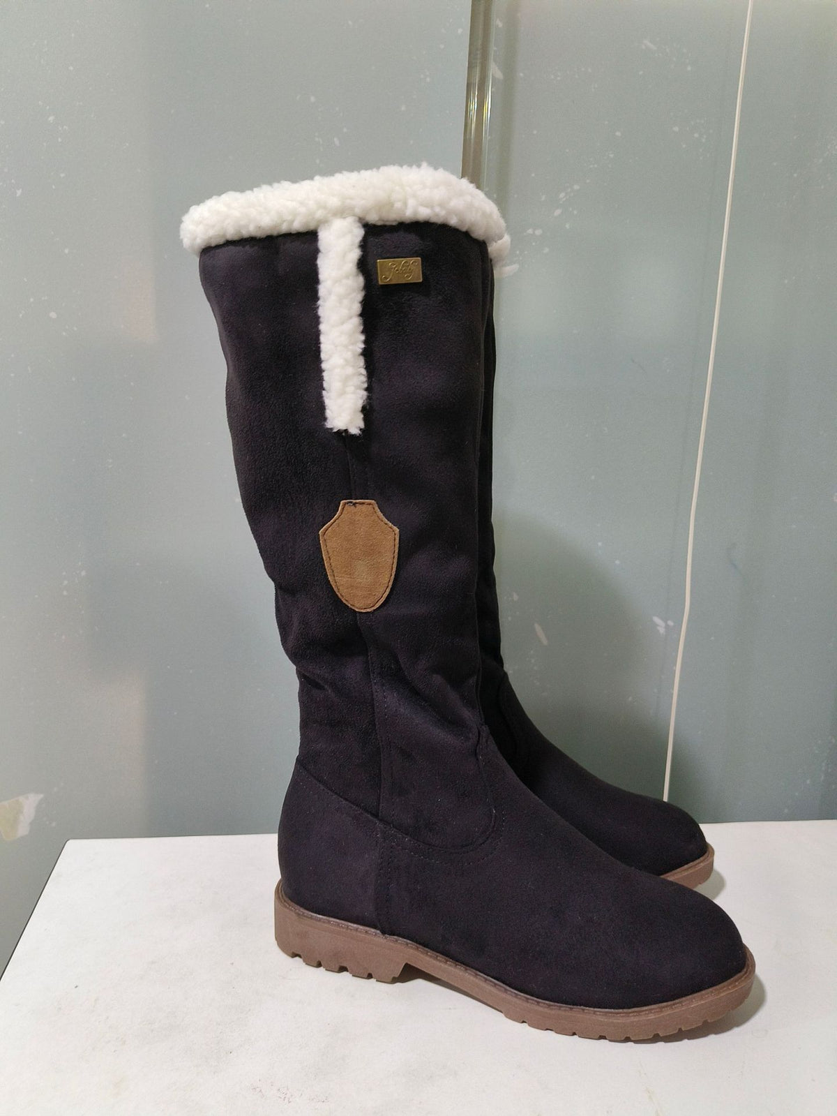 Snow Boots