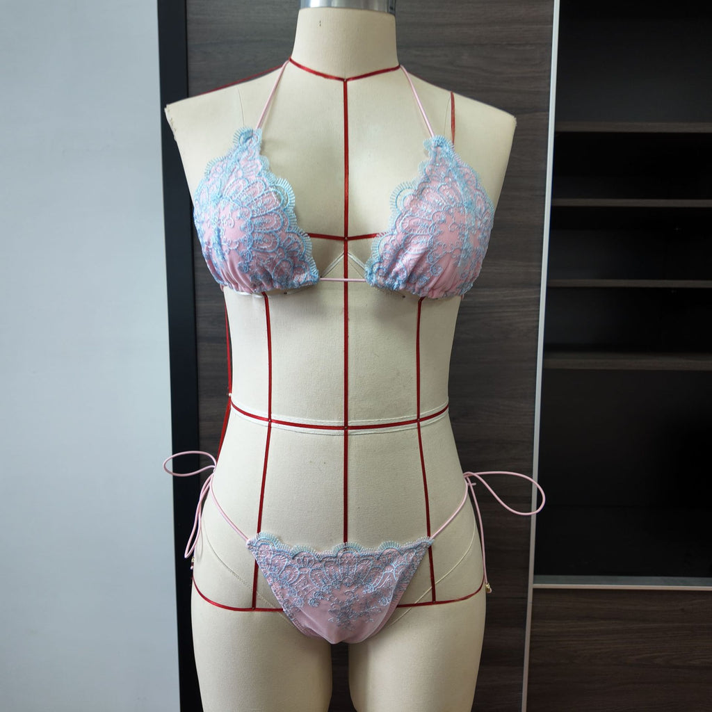 Ruffled two-tone two-piece swimsuit