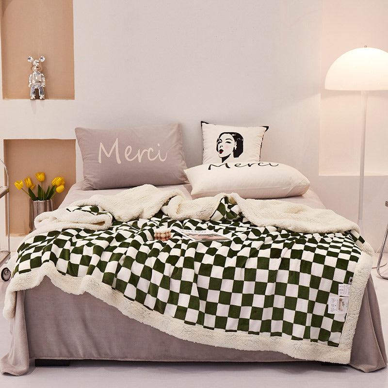 Double-Layer Thickened Polyester Fleece Blanket teemdrop