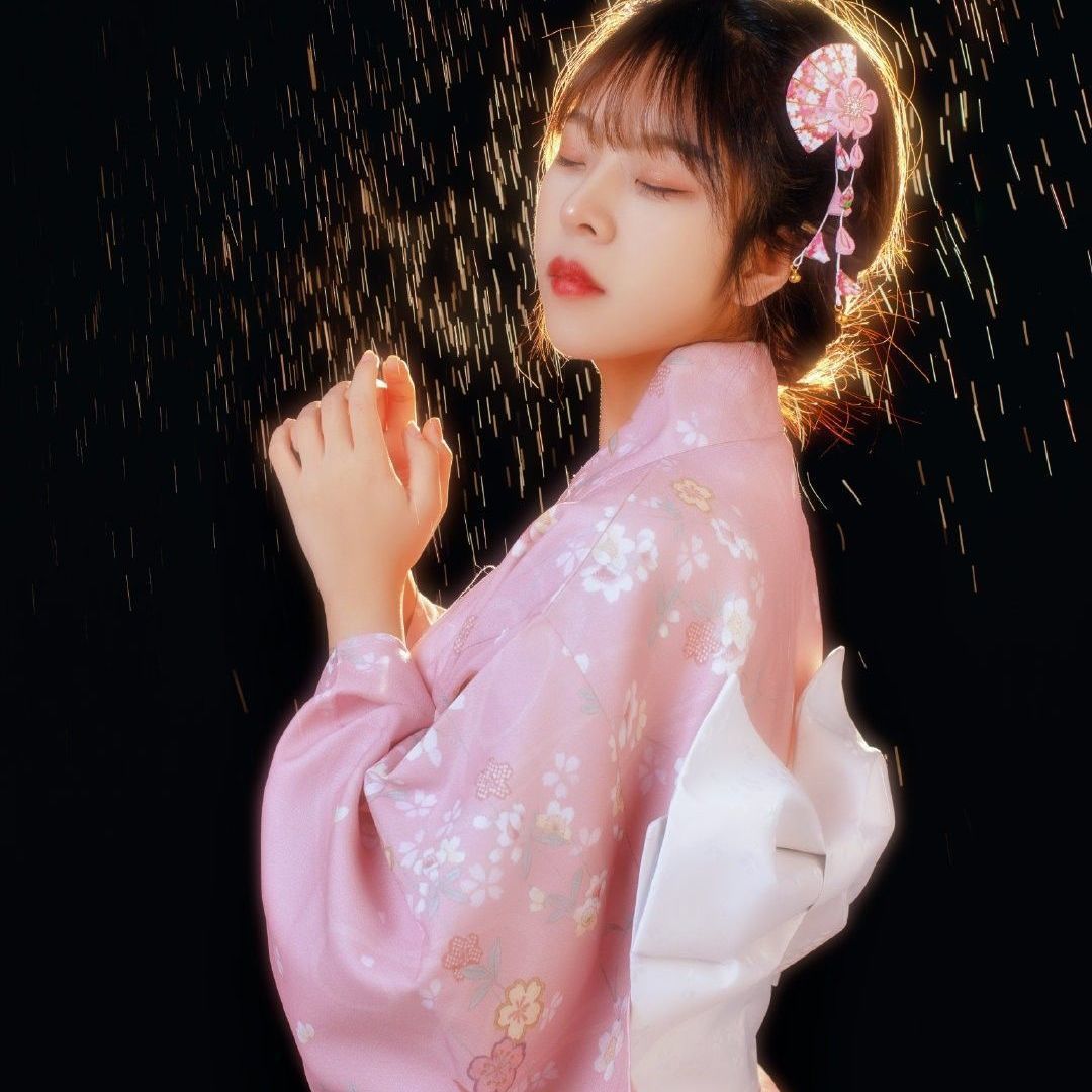Kimono girl yukata