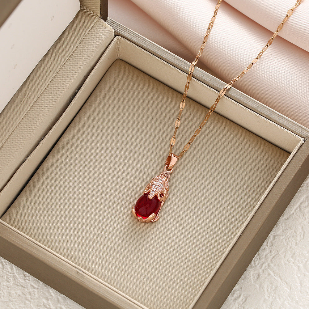 Dress-up necklace for versatile women teemdrop