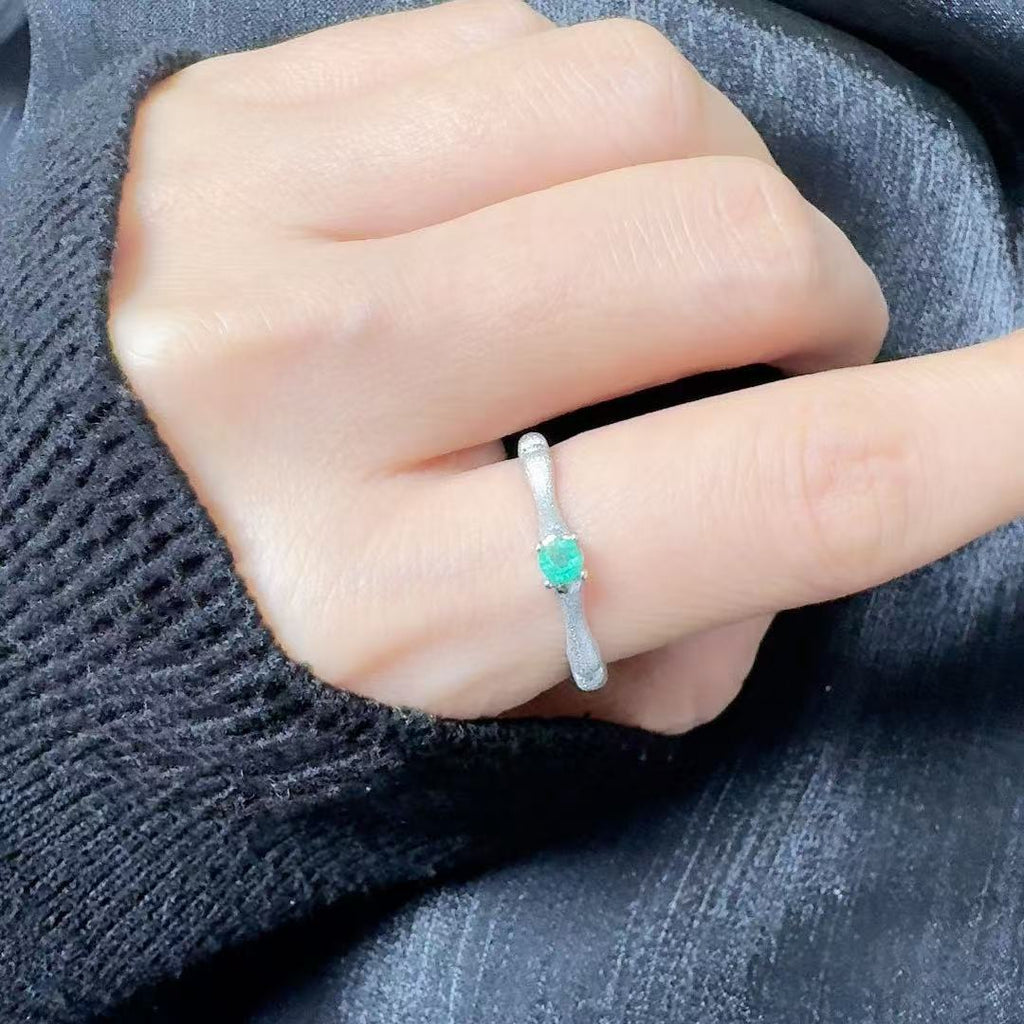 Garnet gemstone ring
