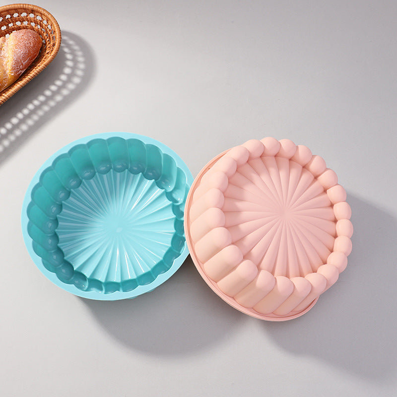 Foldable silicone sunflower cake mold teemdrop