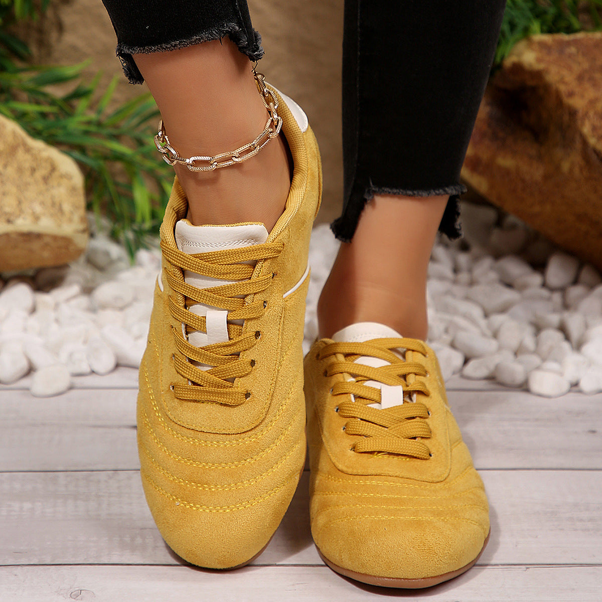 Women's Breathable Flat-Soled Casual Sneakers with Round Toe, PU Upper, and Slip-On Closure teemdrop