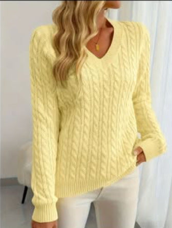 Crew-neck cable-knit sweater teemdrop