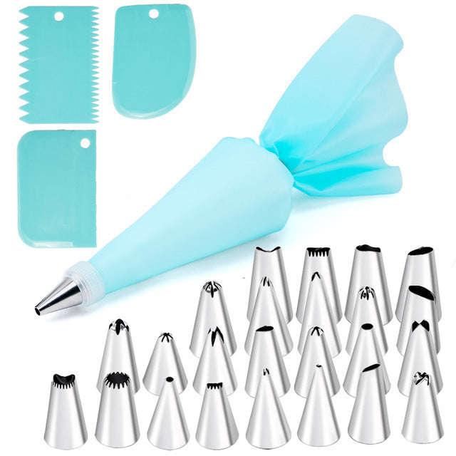 Icing tools for cakes