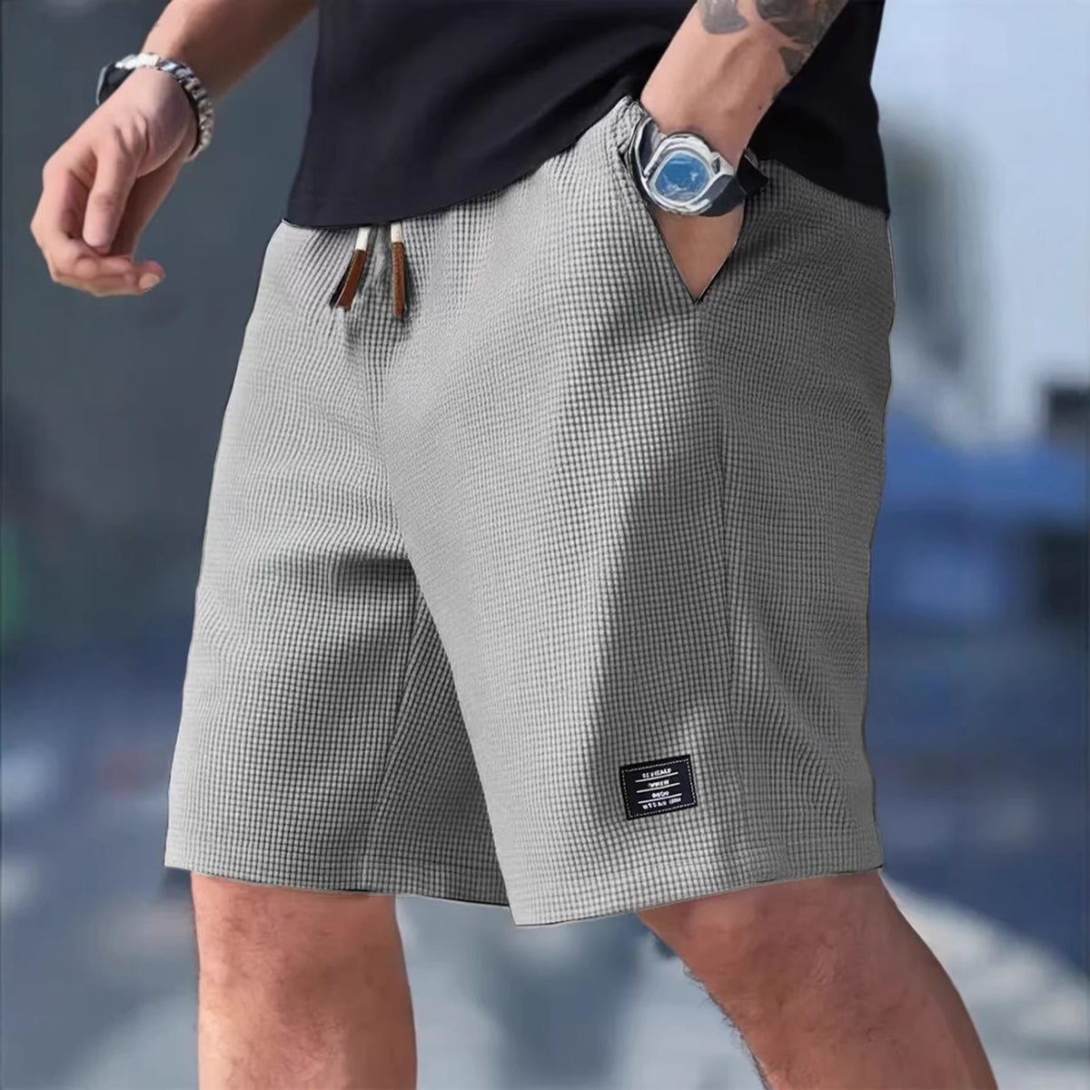 Trendy and versatile capri pants teemdrop