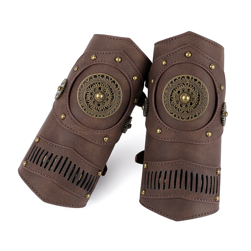 Retro-style arm cuff teemdrop