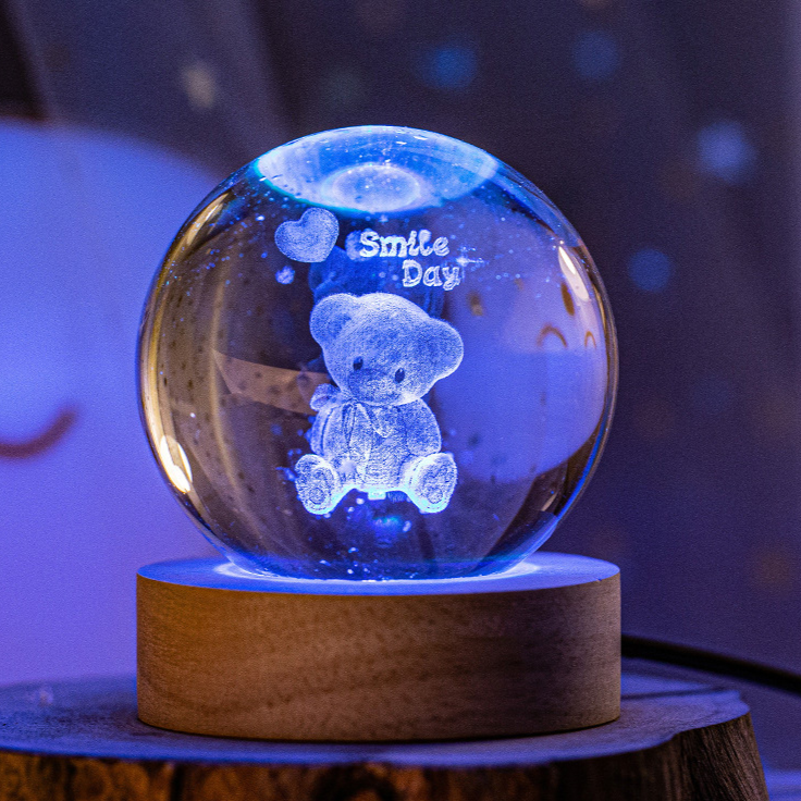 3D Engraved Crystal Ball teemdrop