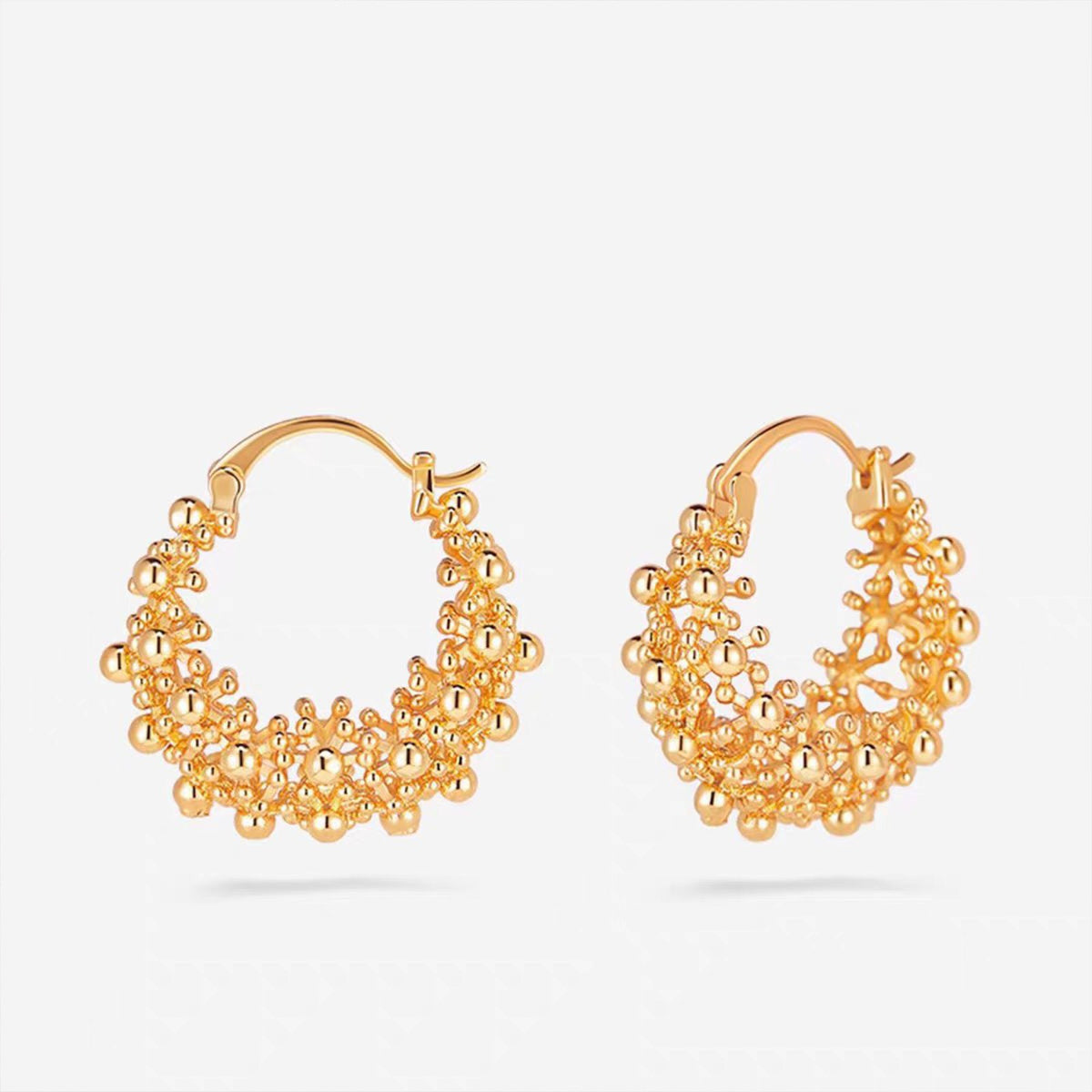 Hollow flower basket earrings
