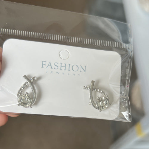 Korean Style Exquisite Diamond Cross Earrings Light Luxury Geometric Design