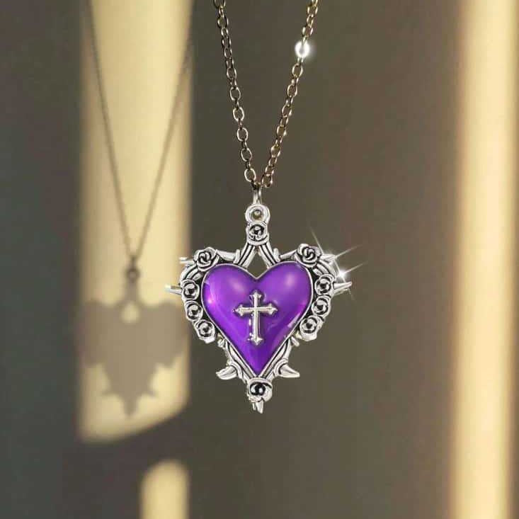 Retro Gothic Heart-Shaped Wing Bat Pendant Necklace Punk Y2K Jewelry teemdrop