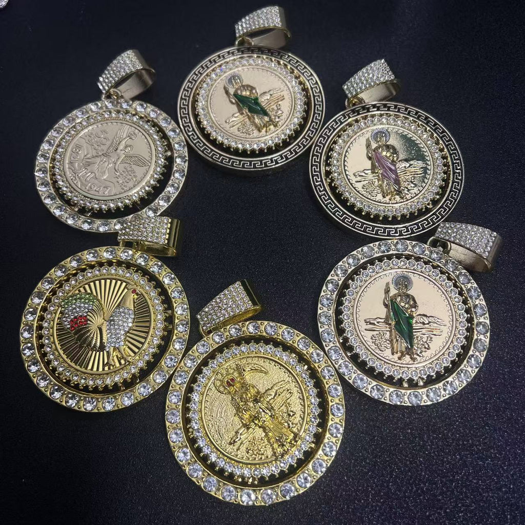 Rhinestone Pendant Necklace Hip-Hop Style