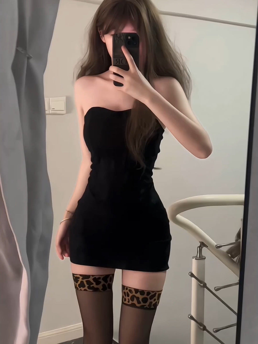 Sexy Fishbone Strapless Bodycon Dress with Built-in Pads teemdrop