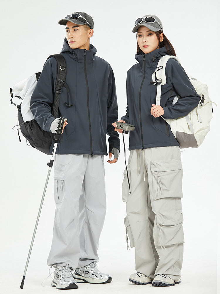 Soft-shell hooded jacket for outdoor activities teemdrop