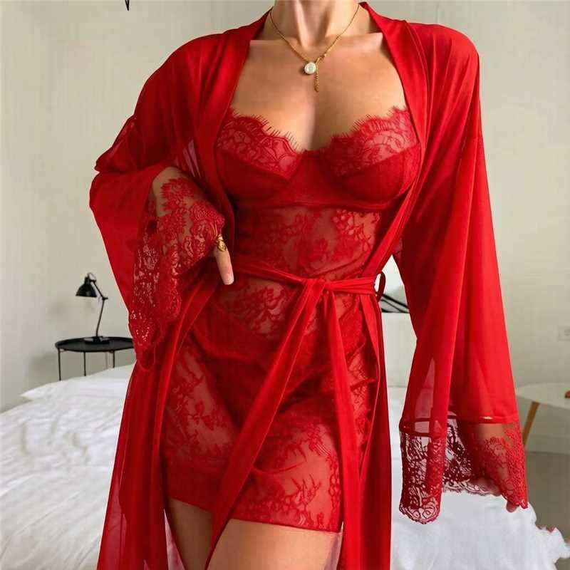 Strap-style sexy nightgown