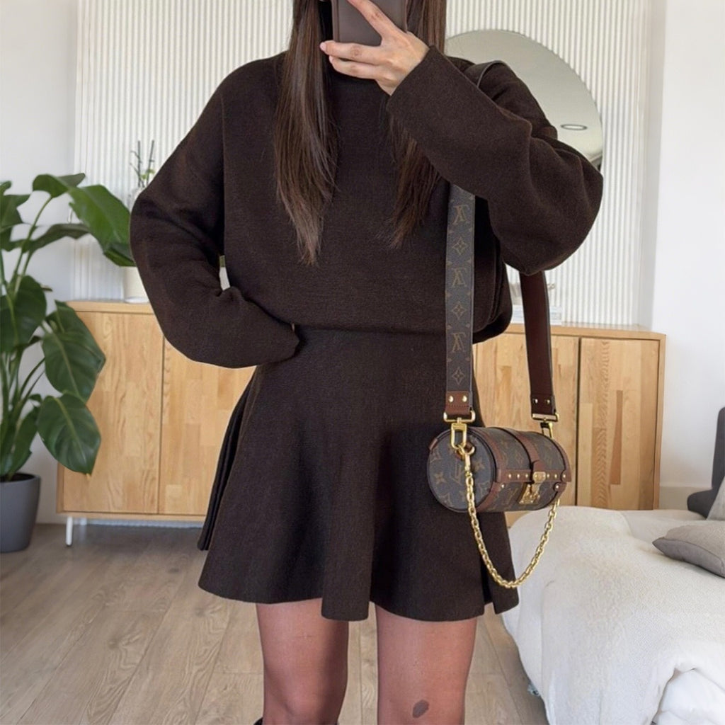 Elegant knitted two-piece sportswear set teemdrop