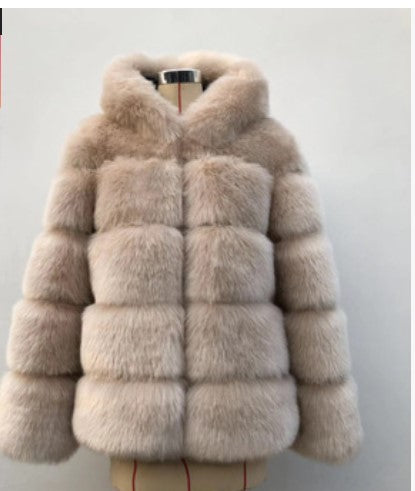 Fox fur-trimmed coat teemdrop