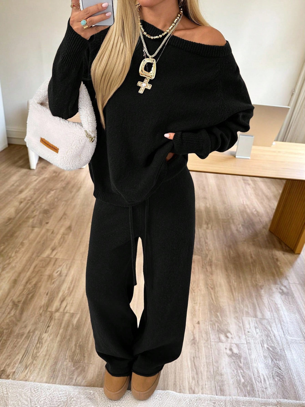 Loose-fitting long-sleeve wide-leg pants
