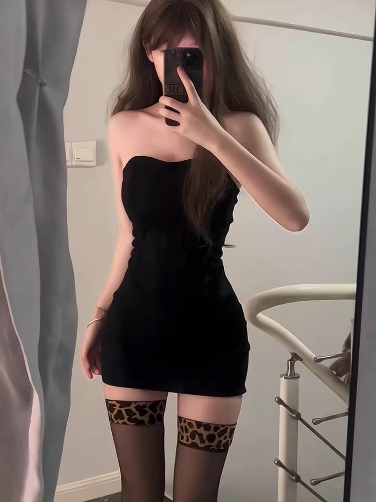 Sexy Fishbone Strapless Bodycon Dress with Built-in Pads teemdrop