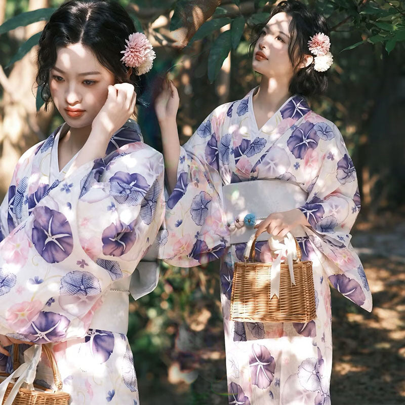 Kimono girl yukata