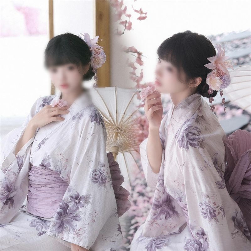 Kimono girl yukata