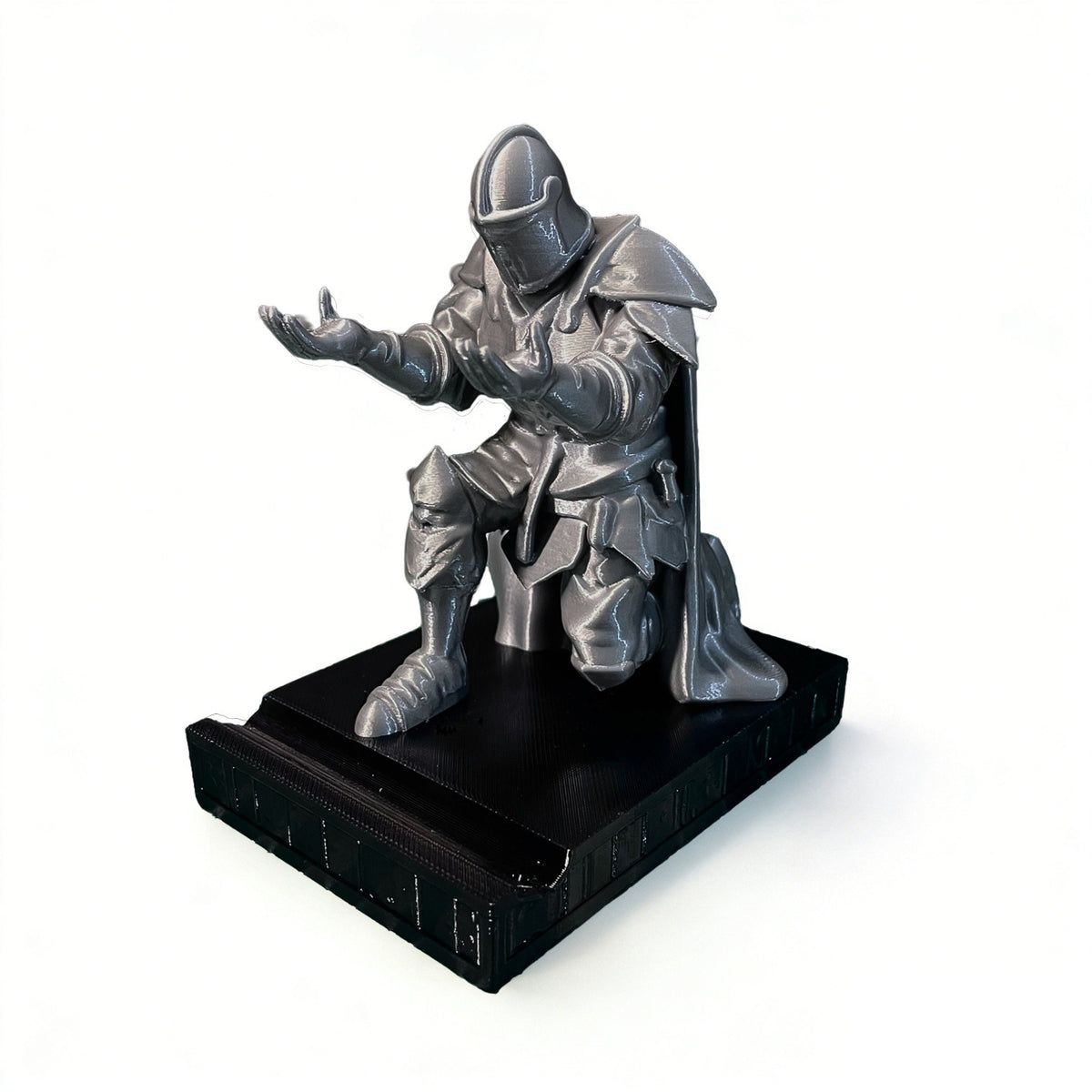 3D Printed Knight Armor Pen Holder