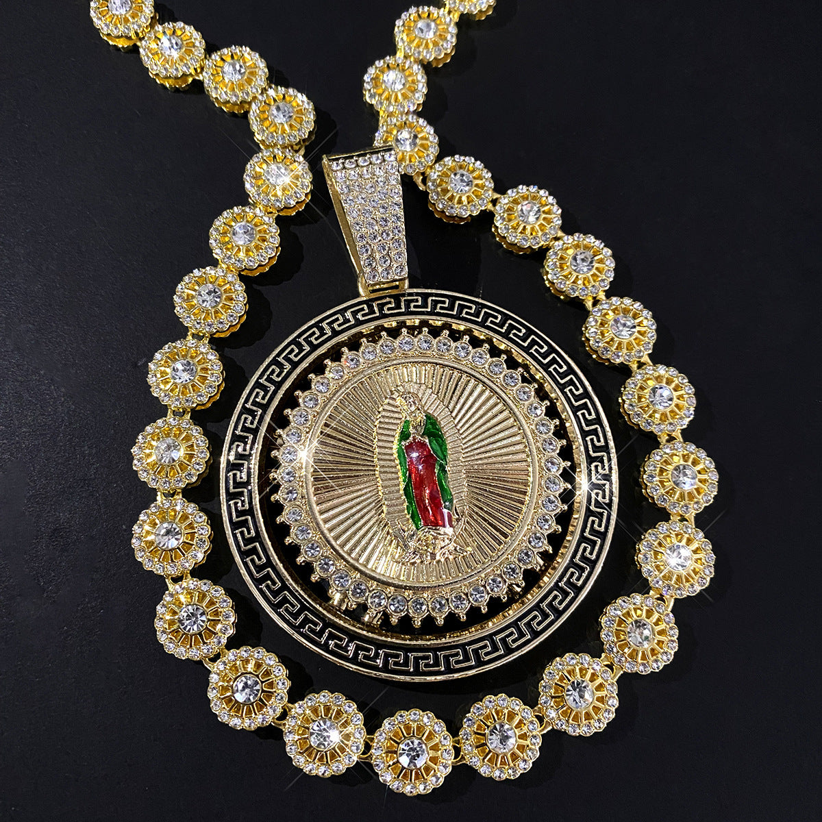 Rhinestone Pendant Necklace Hip-Hop Style